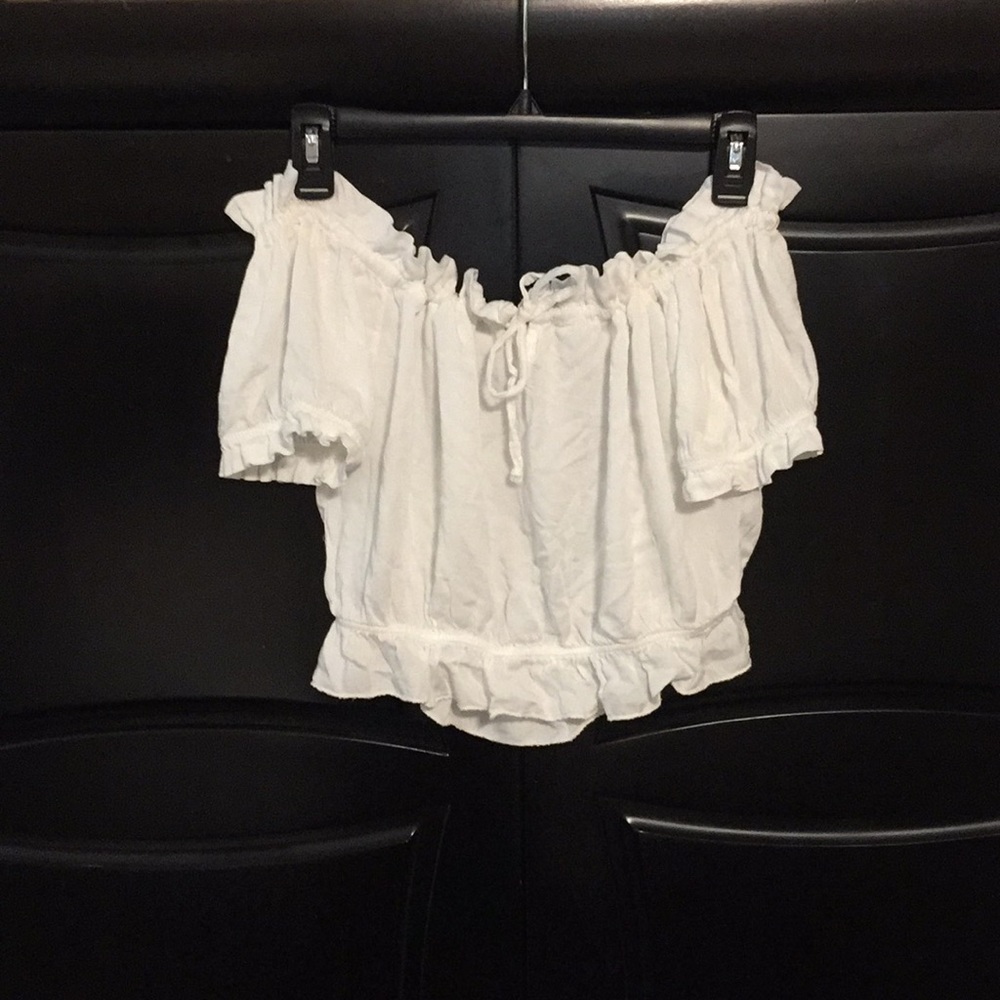 White off the shoulder Cinched waist crop top